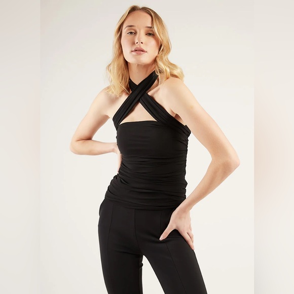 CHIARA BONI LA PETITE ROBE 売れ筋商品|||チアラ・ボニ・プティ・ローブ Tシャツ トップス レディース Tops Beige Chiara Boni La Petite Robe® | Official Website